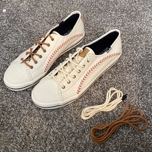 Pennant Collection by Keds